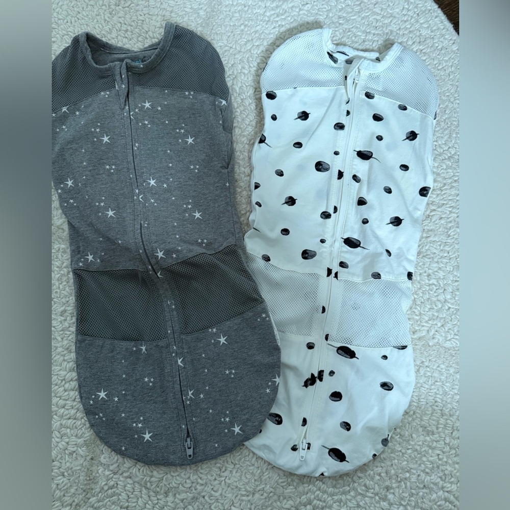 2 Happiest Baby Sleepea Swaddles Bundle – EUC Newborn Sleep Sacks